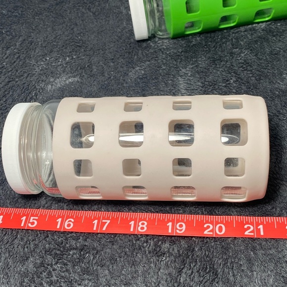 Glass Water Bottles with Silicone Sleeves - Green and Cream - Picture 7 of 8